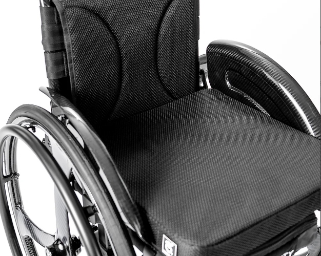 Cadeira de Rodas Monobloco em Fibra de Carbono Venom Carbon by Mobility - Mobility Pro